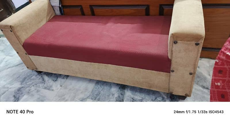 Stylish and Comfortable 2-Seater Sofa for Sale - Excellent Condition 2