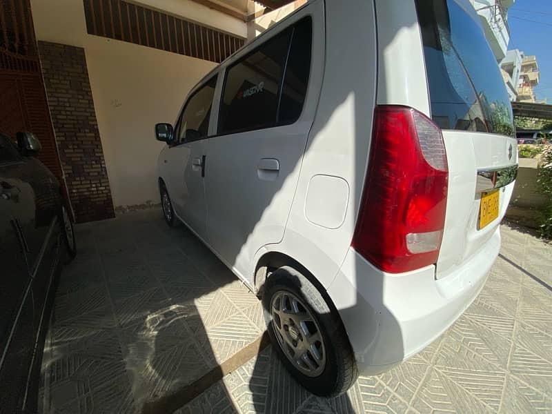 Suzuki Wagon R 2018 6