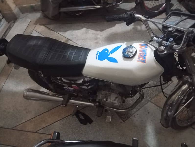 Metro 125 for sale in good condition 9