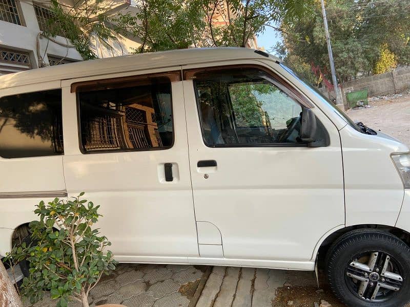 Daihatsu Hijet 2013 2