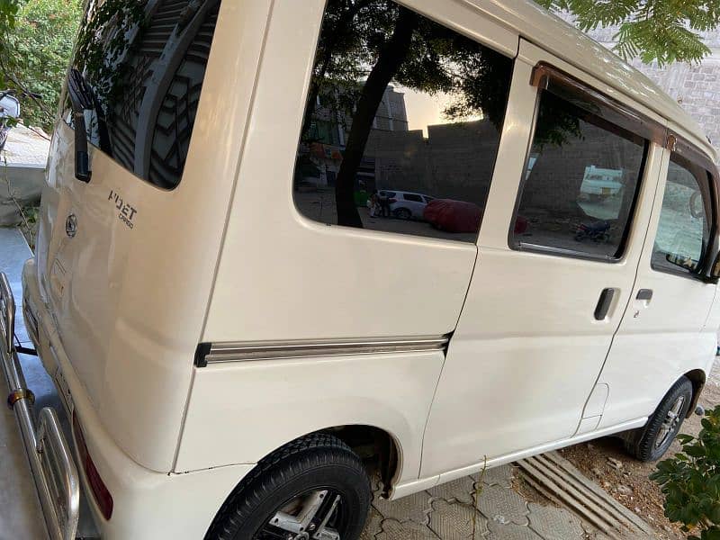 Daihatsu Hijet 2013 3