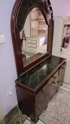 dressing Table in Good condition