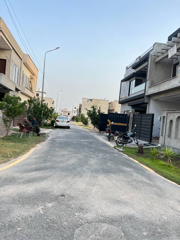 10 Marla Residential OnGround Plots Available For Sale In Park View City Lahore 6