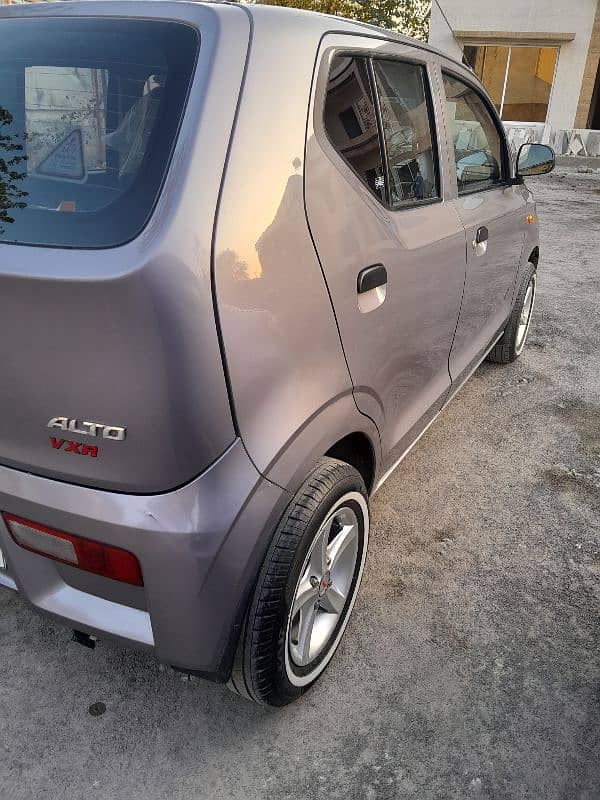 Suzuki Alto 2022 5