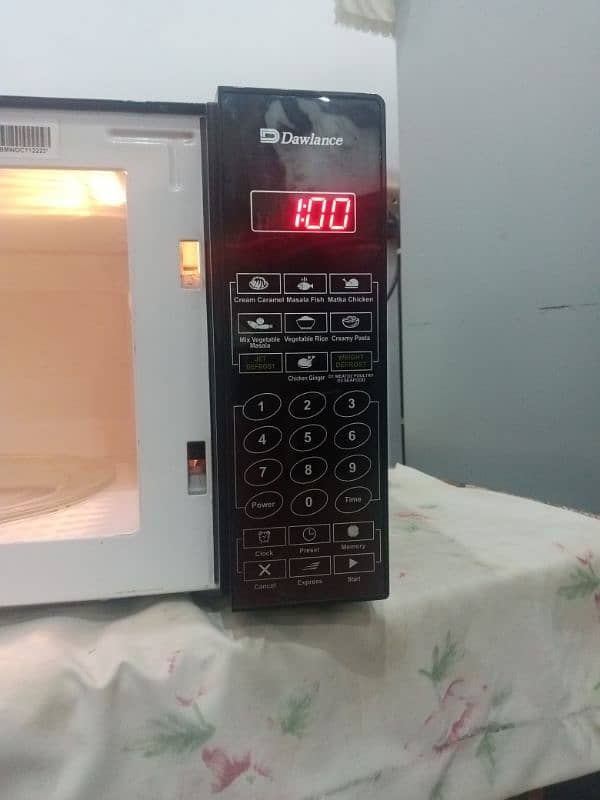 dawlance microwave for sale model: DW 296 5