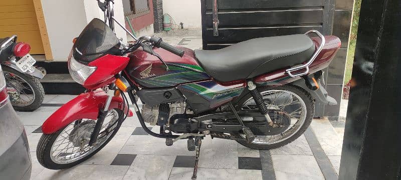 Honda prider 100 total genuine condition 0