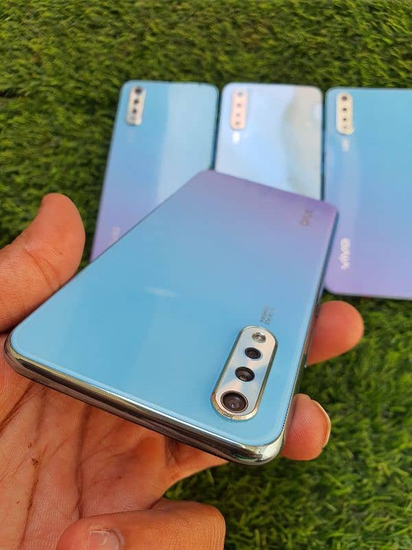 Vivo S1 8Gb 256Gb ( Display fingerprints) 4500 Mah battery 10/10 Condi 6