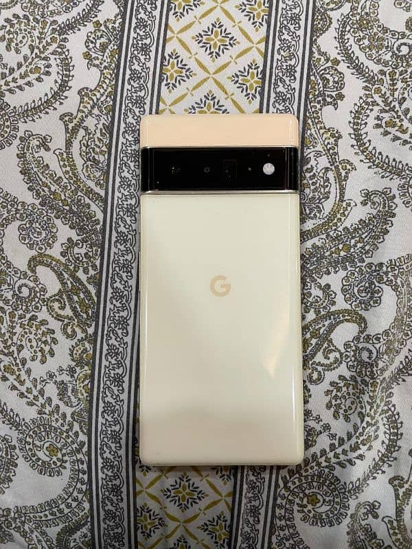 Google Pixel 6 Pro (12GB RAM / 128GB Storage) - Excellent Condition 1