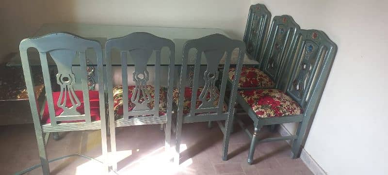 Dinning table with six chairs 2