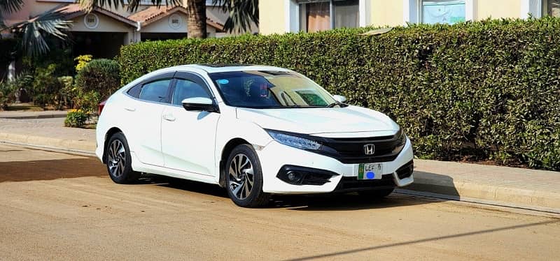 Honda Civic Oriel 2018 3