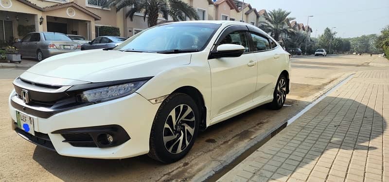 Honda Civic Oriel 2018 7