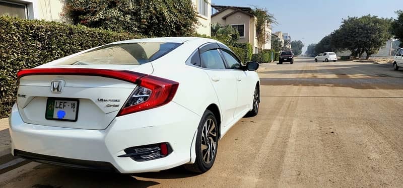 Honda Civic Oriel 2018 8