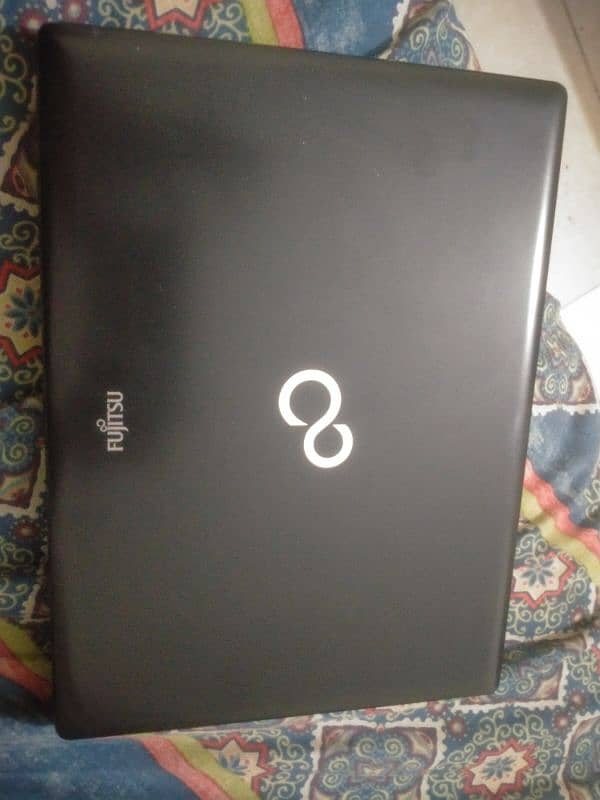 Fujitsu lifebook p701 8