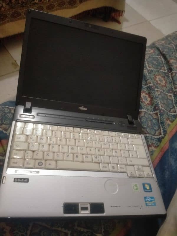 Fujitsu lifebook p701 9