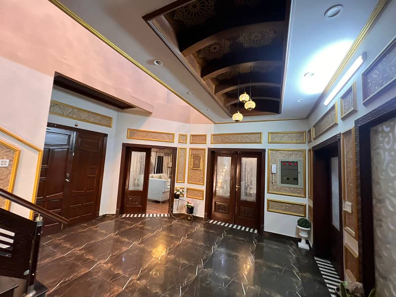 1 Kanal Luxury House Non Furnished Available For Sale in Bahria town Lahore 5