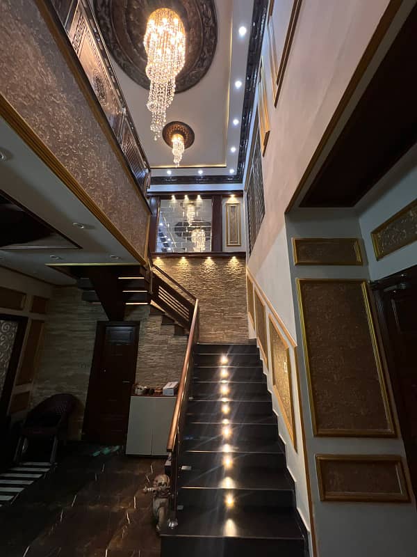 1 Kanal Luxury House Non Furnished Available For Sale in Bahria town Lahore 7