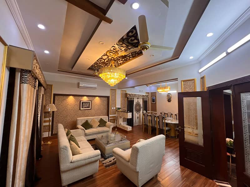 1 Kanal Luxury House Non Furnished Available For Sale in Bahria town Lahore 10