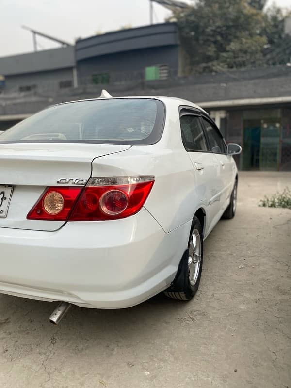 Honda City IDSI 2006 10