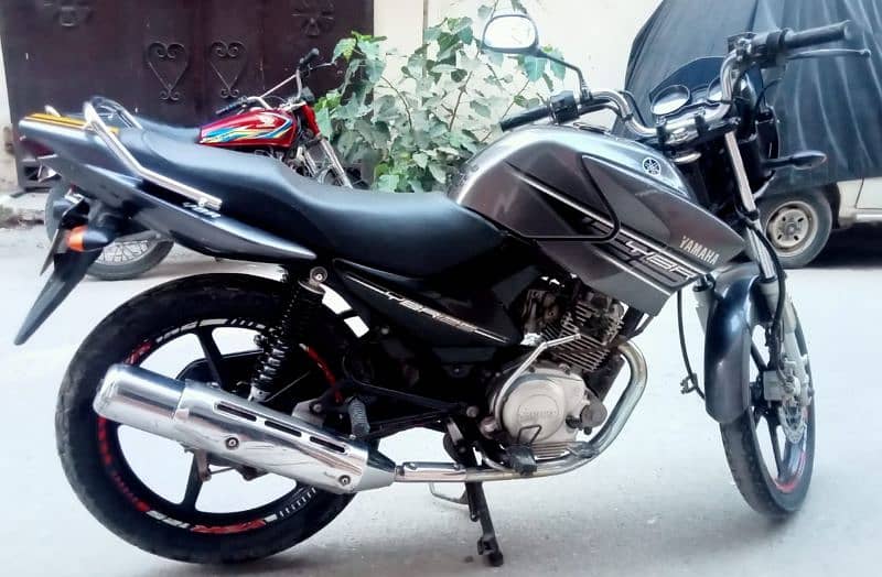 ybr 125 for sale new condition 2.25000 2