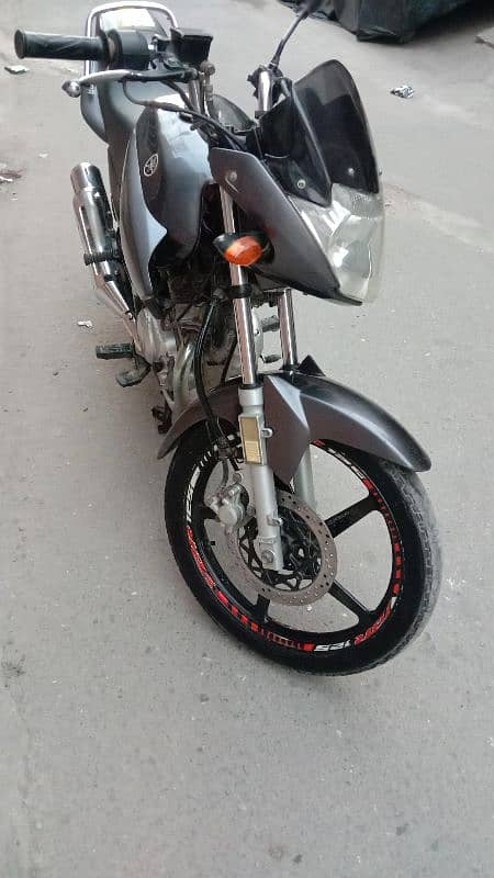 ybr 125 for sale new condition 2.25000 3