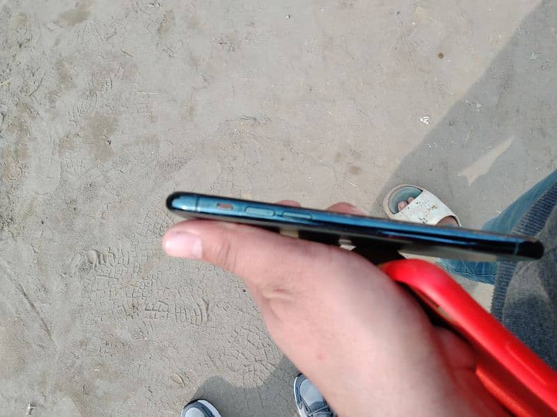 I phone 11 pro 0