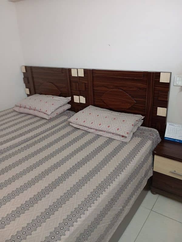 Partex Two single bed without mattress 2