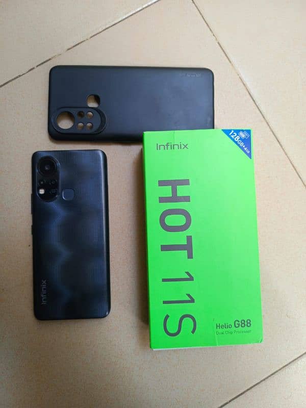 Infinix hot 11s 4+4/128 for sale 3