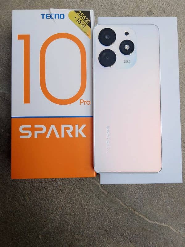 Tecno Spark 10 Pro 0