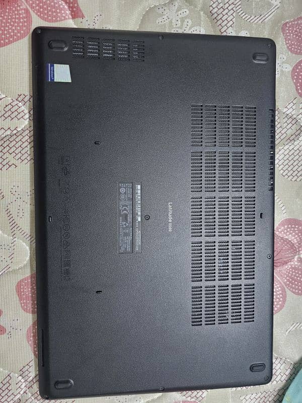 Dell Latitude 5580 2