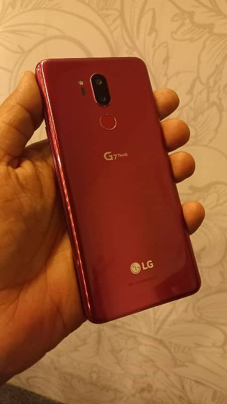 LG G7 ThinQ 3