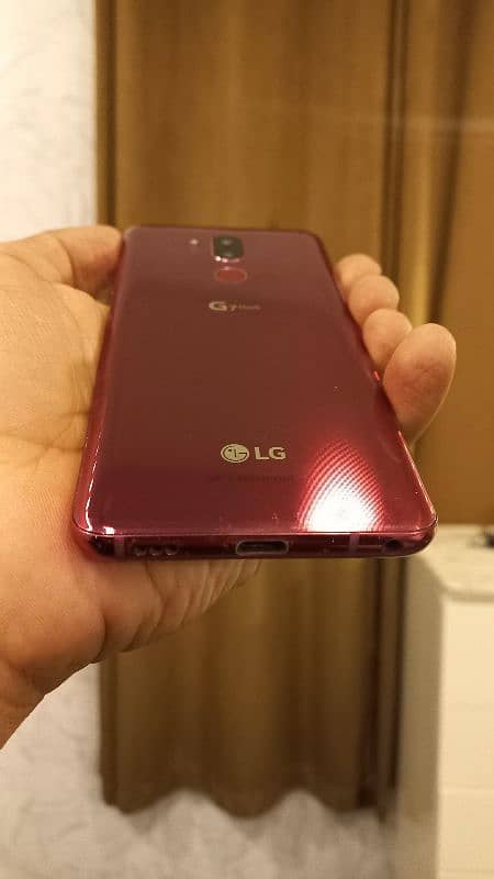 LG G7 ThinQ 5