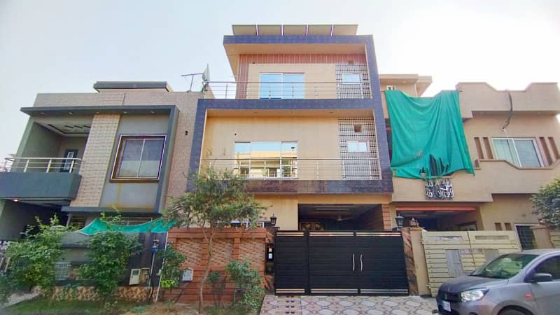 5 Marla Slightly Used Home for Sale in Dream Gardens  E Block, Defence Road Lahore. 0