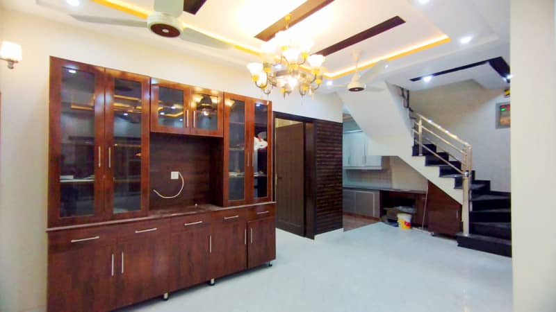 5 Marla Slightly Used Home for Sale in Dream Gardens  E Block, Defence Road Lahore. 12