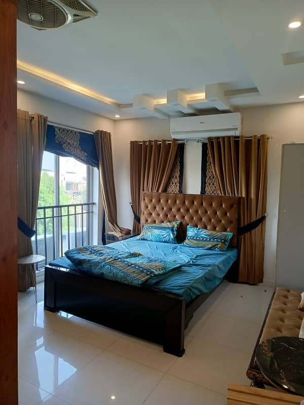 FULLY FURNISHED APARTMENT AVAILABLE FOR RENT. 5