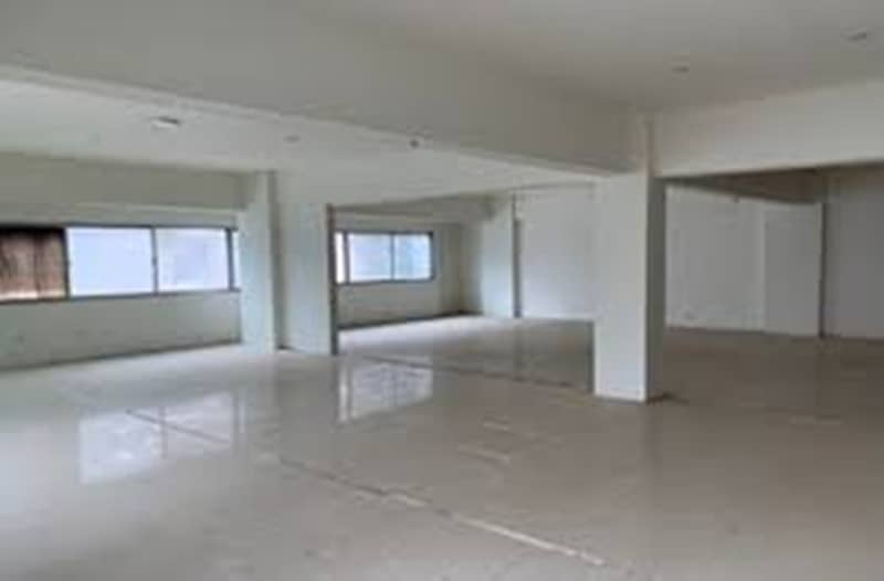 3200 SQR. FT SPACE AVAILABLE FOR RENT - MUNAWA CHOWRANGI 1