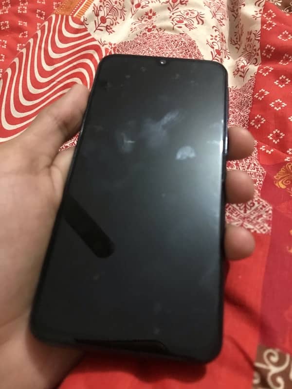 SAMSUNG GALAXY A40 3