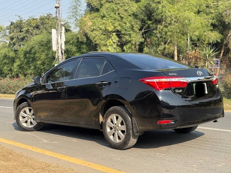 Toyota Corolla Altis Grande 2016 5