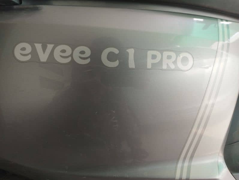 evee c1 pro 1