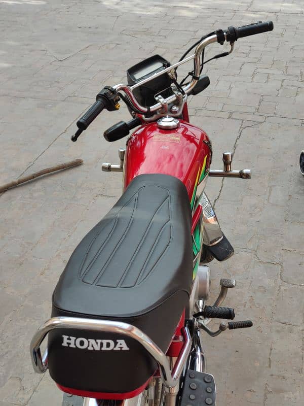 Honda 70 2022 model for urgent sale 6