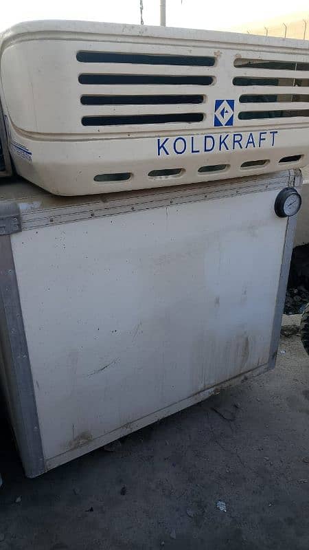 Im selling cold Kraft refrigeration chillar only 2 month use like new 4