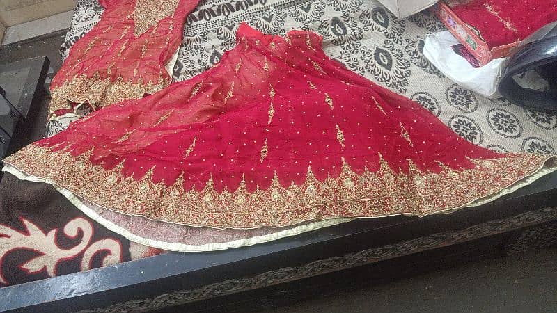 bridal lehnga 0