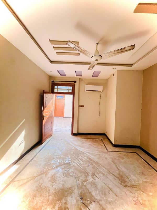 Buy A Prime Location 12 Marla House For rent In Warsak Road 19