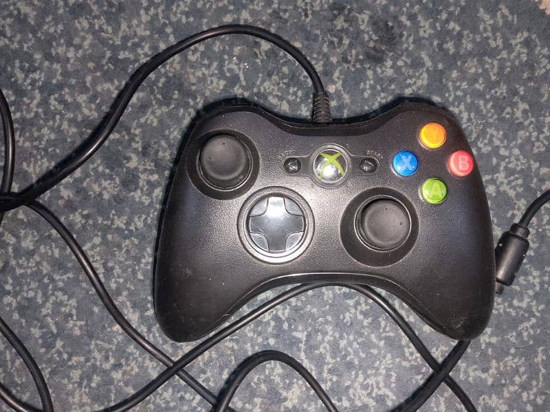 xbox 360 8/10 condition 1