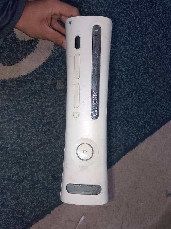 xbox 360 8/10 condition 5