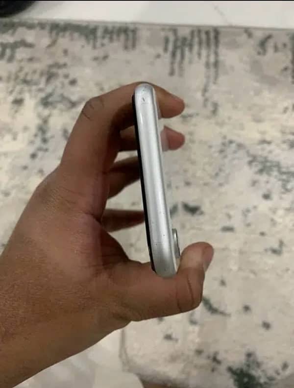 Iphone XR PTA APPROVED 3