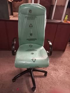 Master hiback chair