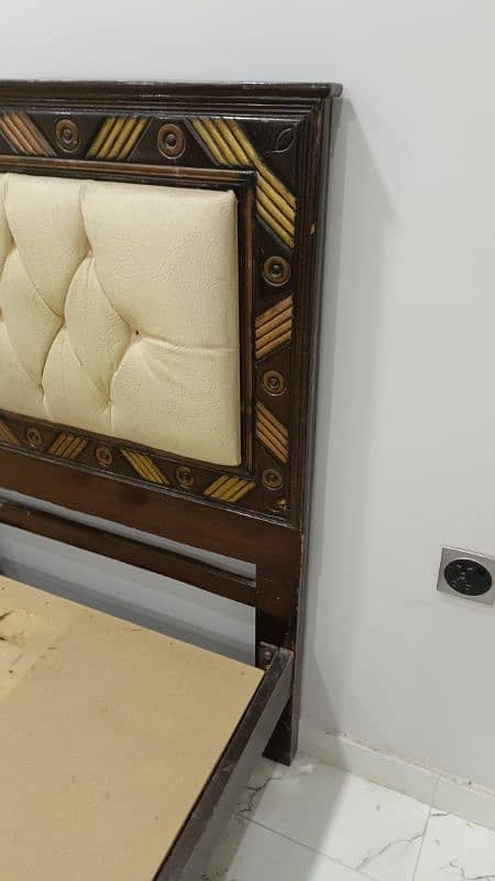 Used bed in good condition 6