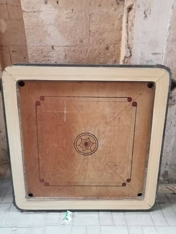 carrom board 0