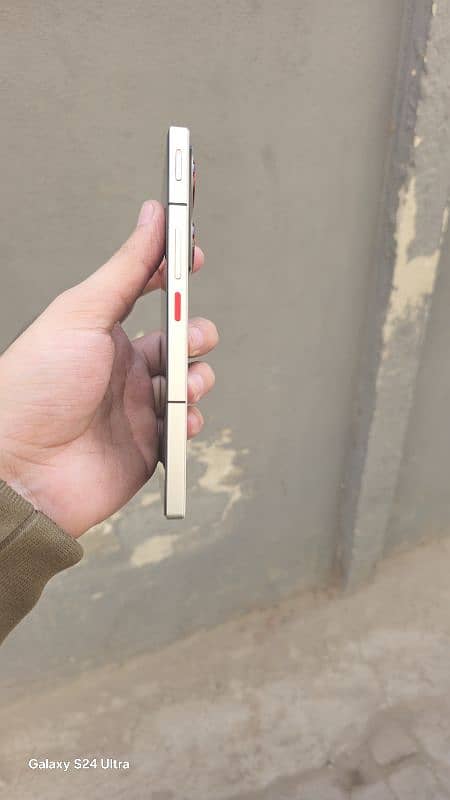 Nubia z50 Ultra 3