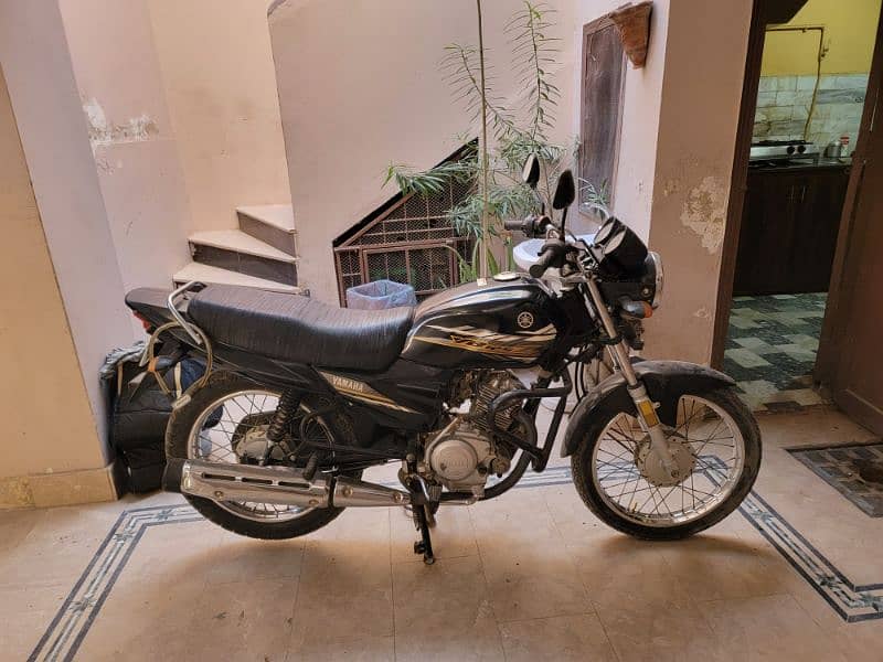 Yamaha YB 125Z 0